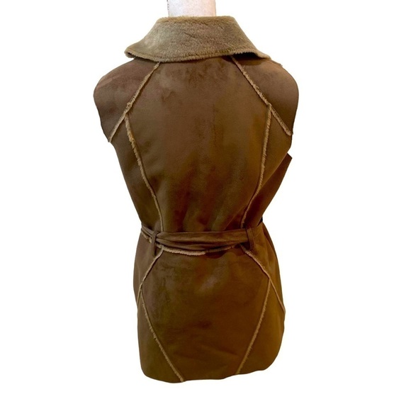 Ellen Tracy faux fur button down luxe vest with tie belt in tan size medium - Picture 8 of 10